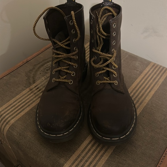 Dr. Martens - Picture 5 of 6